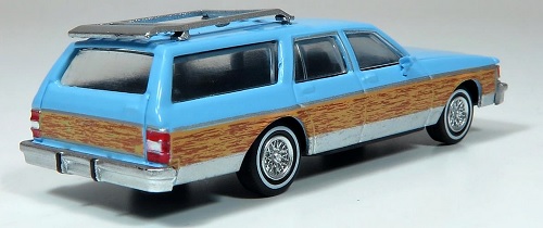Rapido 800005 - HO Scale 1980-1985 Chevrolet Caprice Wagon - Assembled - Baby Blue Woodie