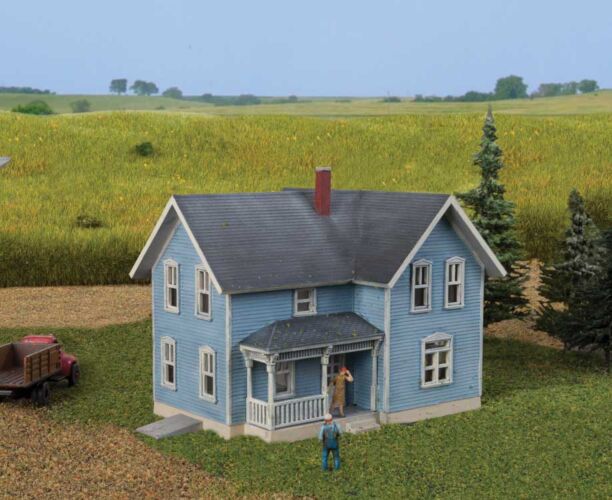 Walthers Cornerstone 3890 - N Scale Lancaster Farm House - Kit