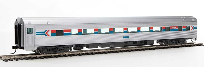Walthers Mainline 30016 - HO 85ft Budd Large-Window Coach - Amtrak (Phase I)