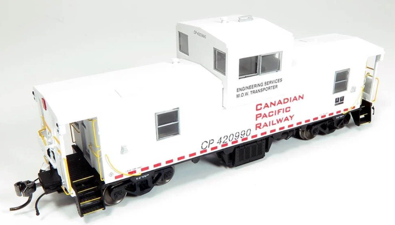 Rapido 110135 HO - CP Angus Van: Canadian Pacific (Engineering White) #420990