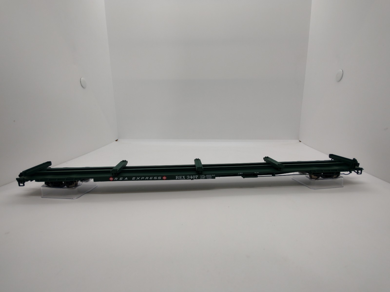 Walthers Mainline 5527 - HO RTR 85Ft General American G85 Flatcar - Railway Express Agency #3407