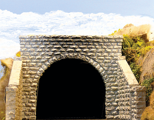 Chooch 8350 - HO Double-Track Cut Stone Tunnel Portal - 6 x 5-1/8 Inches (1pc)