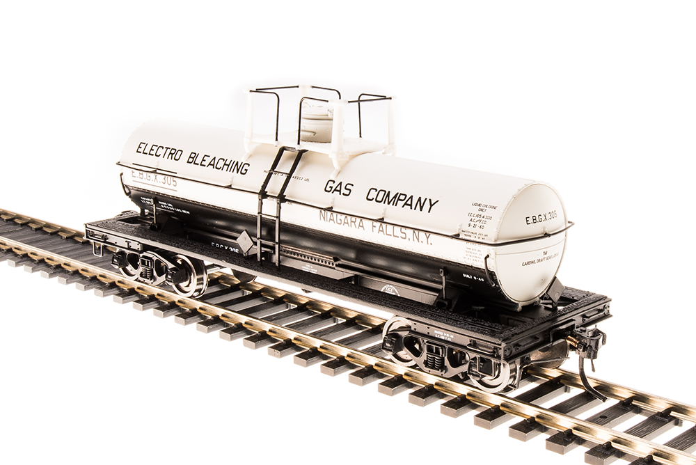 Broadway Limited 6127 - HO ACF Type 27/ICC-105 6,000-Gallon Tank Car - Electro Bleaching #305