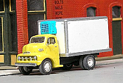 Sylvan Scale Models V-334 HO Scale - 1952 Ford/Cab Over Engine/Refrigerated Truck - Unpainted and Resin Cast Kit