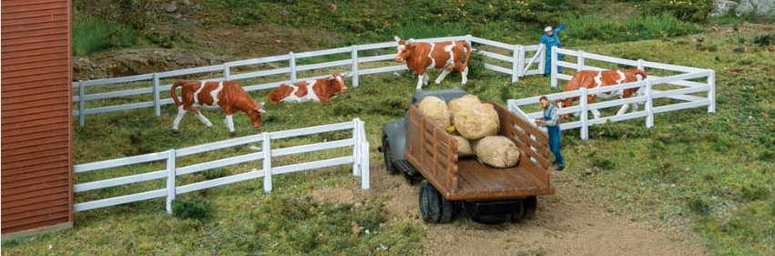 Walthers SceneMaster - HO Scale 3-Rail Farm Fence -- Kit