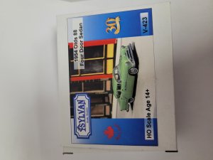 Sylvain Scale Models V-423 - HO 1954 Olds 88 Four Door Sedan  - Unpainted Resin Kit