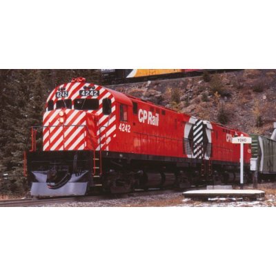 Rapido 45015 - HO MLW C424 (DC/Silent): CP Rail - Action Red (5" Stripes) (DRS-24c): #4239