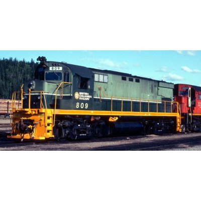 Rapido 45557 - HO ALCO C-425 (DC/DCC/Sound): BC Rail - Two-Tone Green Scheme: #803