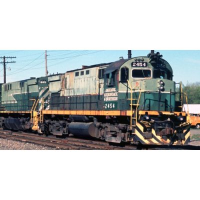 Rapido 45060 - HO ALCO C-425 (DC/Silent): Mohawk, Adirondack & Northern - BCR Scheme: #2453