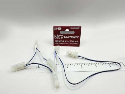 Kato USA Inc. 28930 5-Way Extension Cord - Unitrack 35" 88.9cm