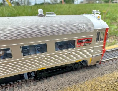 Rapido 16845 - HO Scale Budd RDC-1 (Ph 2) (DC/DCC/Sound): CN - Track Evaluation: #1501