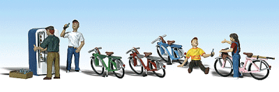 Woodland Scenics 1904 - HO Scale Bicycle Buddies - Scenic Accents(R) -- pkg(4)