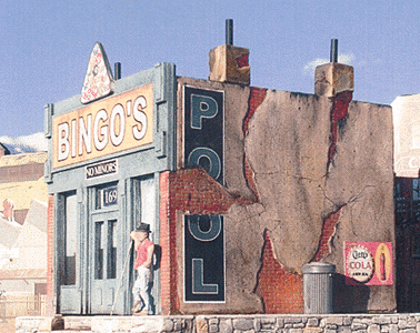 Downtown Deco 1029 - HO Scale Bingo's Pool Hall -- Kit