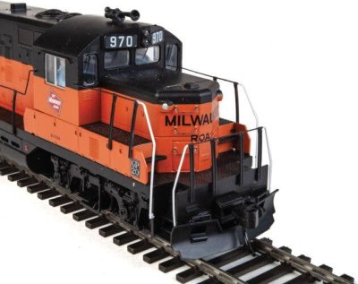 Walthers Mainline 258 - HO Scale Diesel Detail Kit -- For EMD GP9 Phase II