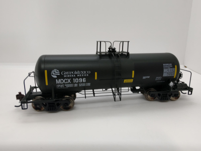 Athearn G25633 HO 13,600 Gallon Acid Tank Car Grupo Mexico/Black#1096