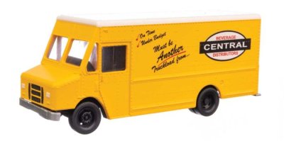 Walthers SceneMaster 12104 HO - Morgan Olson Route Star Van - Central Beverage Distributors