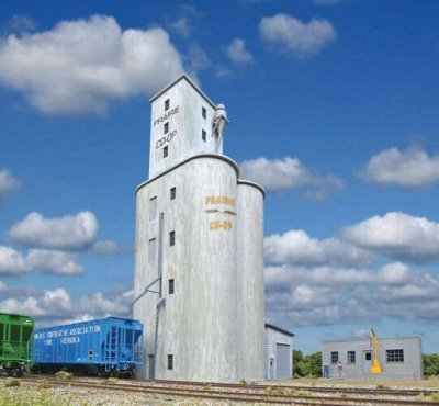 Walthers Cornerstone 4047 - HO Scale Prairie Co-Op Elevator -- Kit - 5-1/8 x 7-1/4 x 12" 13 x 18....