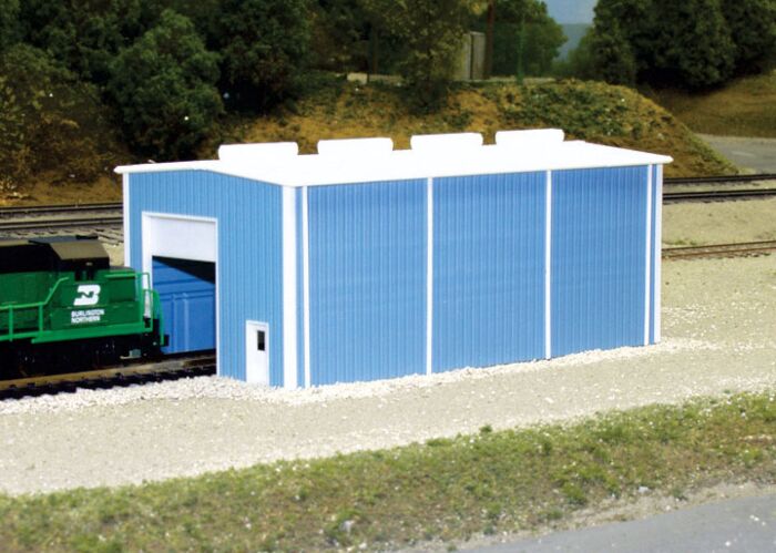 Pikestuff 8002 - N Scale Small Engine House (Scale: 30 x 60ft)