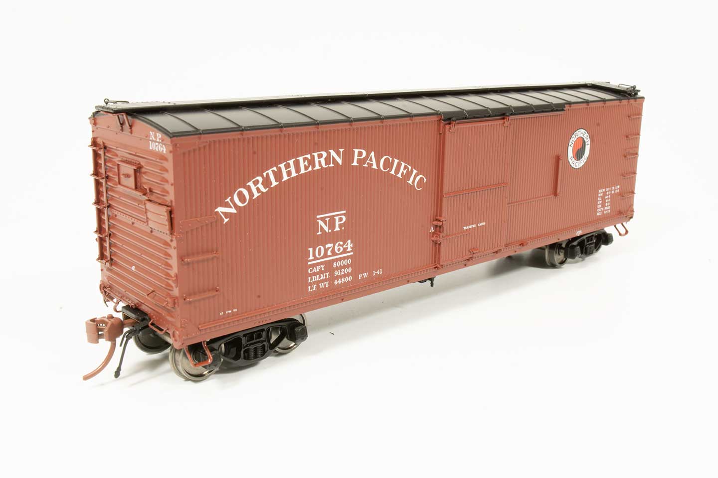 Rapido 130015-1 HO - 40ft NP 10000-series boxcar: Northern Pacific 1940 Small Monad Scheme #10287