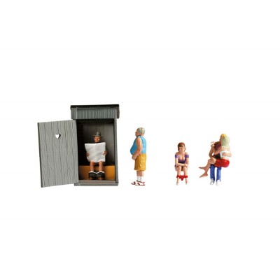 Noch 15560 - HO Outhouse w/ Toilet Sitters, Man Standing, Kissing Couple
