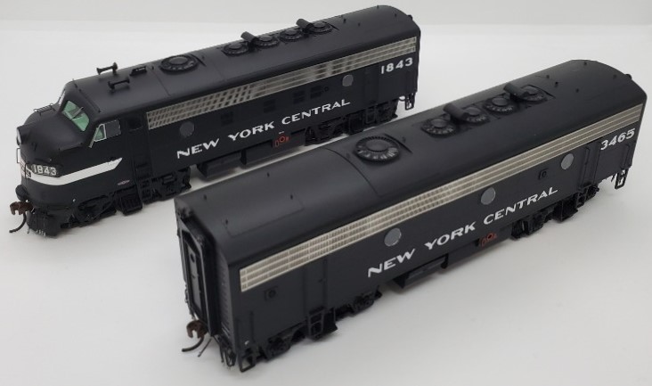 Athearn Genesis G19540 HO Scale - F7 A/B EMD F-Unit Diesel - DCC & Sound - New York Central/ Freight #1843/3465