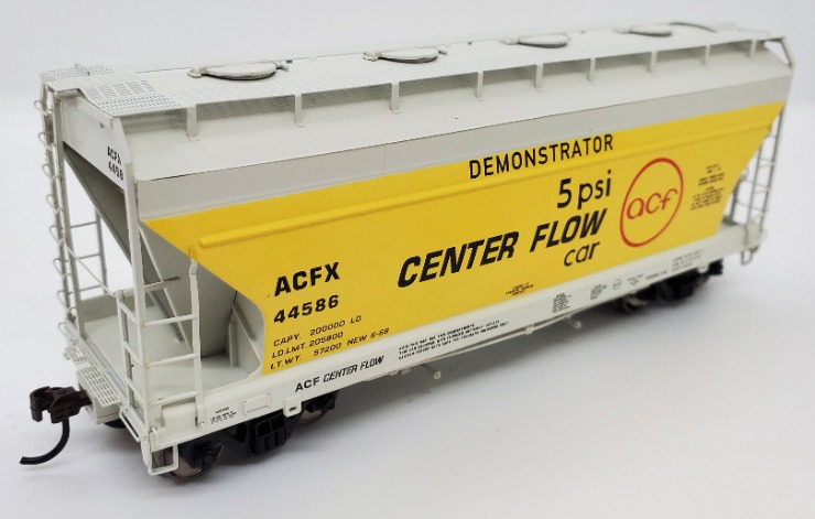 Athearn 93937 - HO RTR ACF 2970 Covered Hopper - ACF Demo #44586