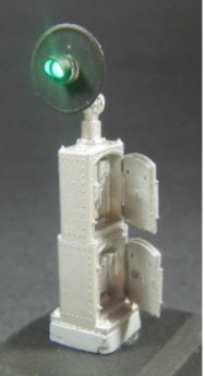 ShowCase Miniatures 2197 - HO Tall Cabinet Mount Dwarf Signal Kit (type SA)