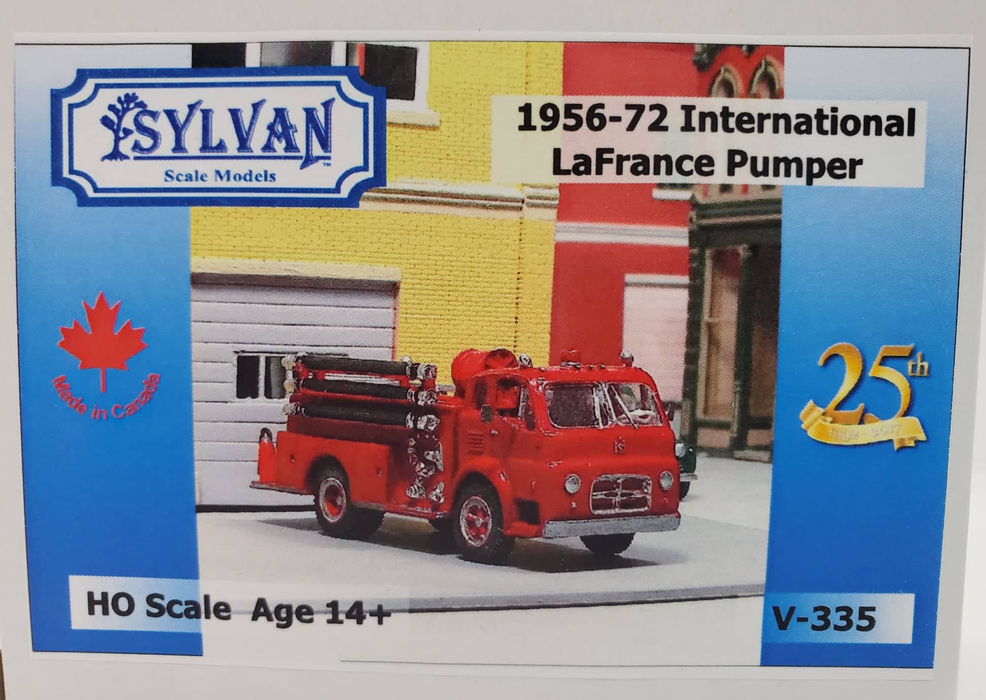 Sylvan Scale Models V-335 HO Scale - 1956-72 IHC-190/LaFrance Pumper - Unpainted and Resin Cast Kit