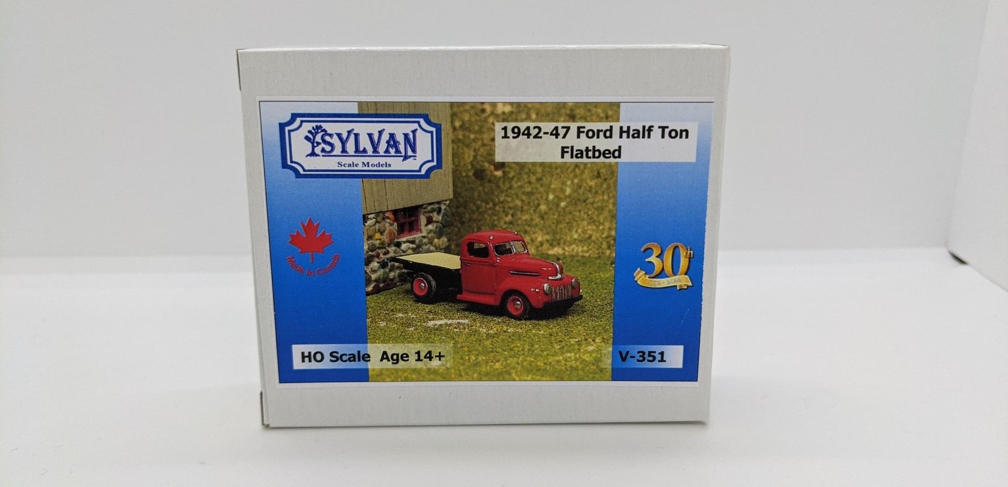 Sylvan Scale Models V-351 HO Scale - 42/47 Ford Half Ton Flatbed- Unpainted and Resin Cast Kit