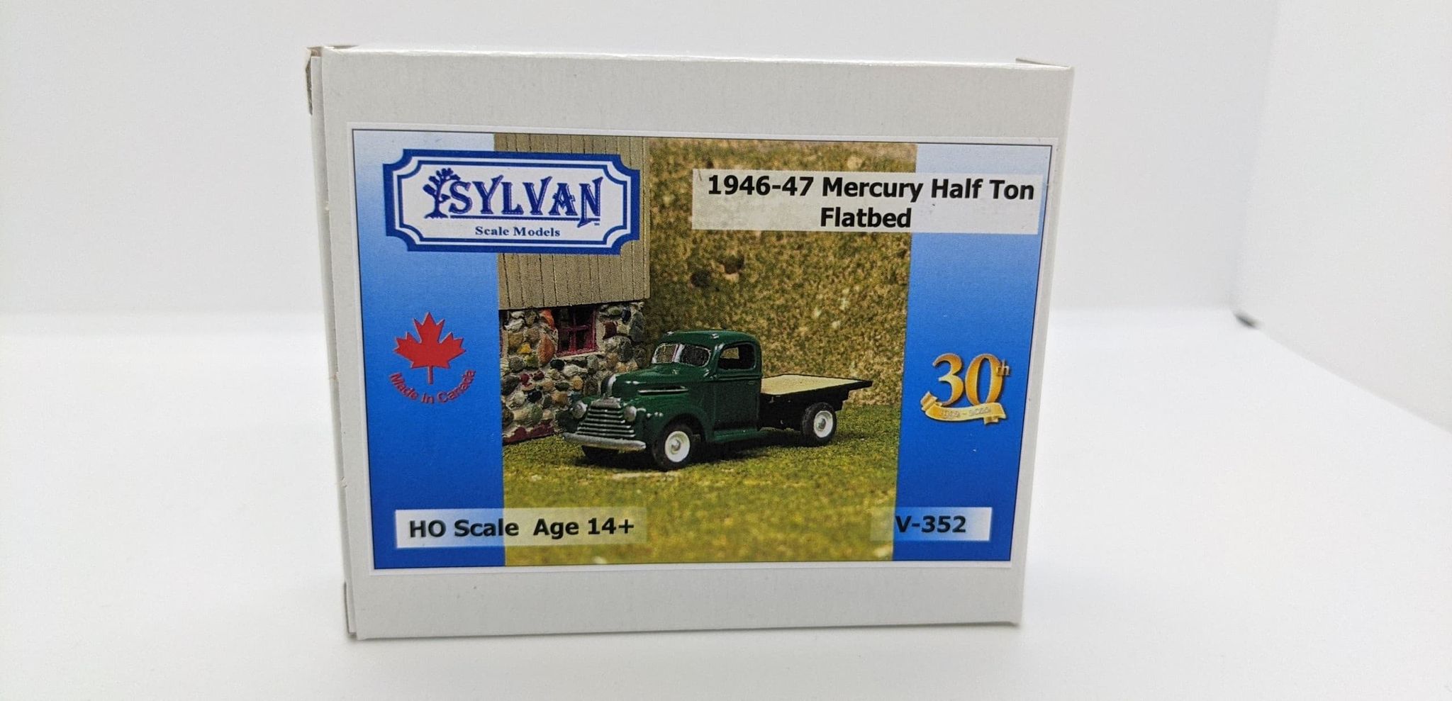 Sylvan Scale Models V-352 HO Scale - 46/47 Mercury Half Ton Flatbed- Unpainted and Resin Cast Kit