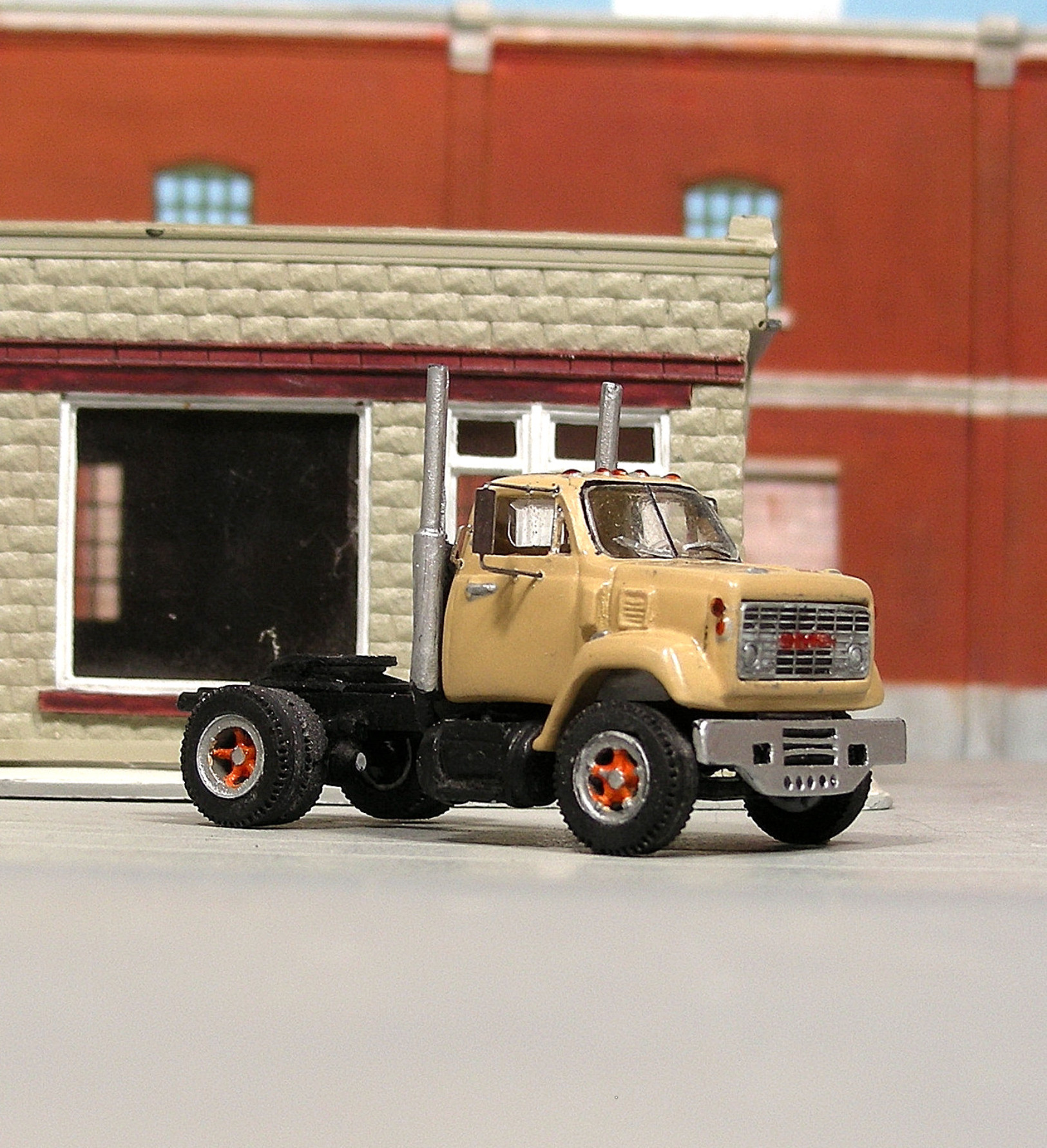 Sylvan Scale Models V-383 HO Scale - 1966-77 GMC 9500 High Mount Cab Tandem Axle Short Hood Tractor - Unpainted and Resin Cast Kit   