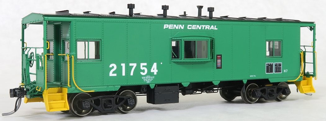 Tangent Scale Models 60112-04 - HO N7 Class Steel Bay Window Caboose - Penn Central (Green Repaint 1975+) #21754