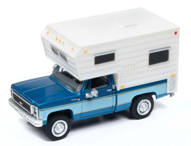 Classic Metal Works 30674 - HO 1977 Chevrolet Fleetside Camper Pickup Truck - Assembled - Bright Blue Poly, Light Blue 