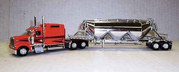 Trucks n Stuff SPEC028 - HO Kenworth W900L Sleeper Cab Tractor w/Pneumatic Bulk Trailer