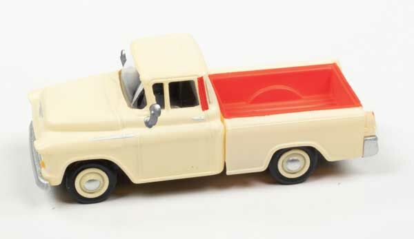 Classic Metal Works 30622 - HO 1955 Chevy Cameo Pickup - Ivory, Red