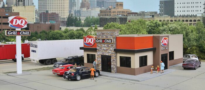 Walthers Cornerstone 3485 - HO Dairy Queen Grill & Chill - Kit