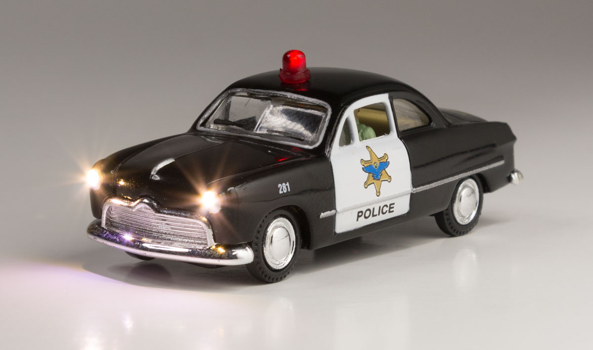 Woodland Scenics 5593 - HO Just Plug Lighted Vehicle - Police Car