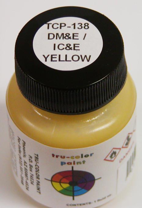 Tru Color Paint 138 - Acrylic Paint - Dakota, Minnesota & Eastern/ Iowa, Chicago & Eastern Yellow (1oz)