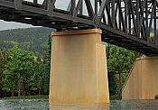Walthers Cornerstone 3880 - N Scale  Bridge Piers - 2 pcs