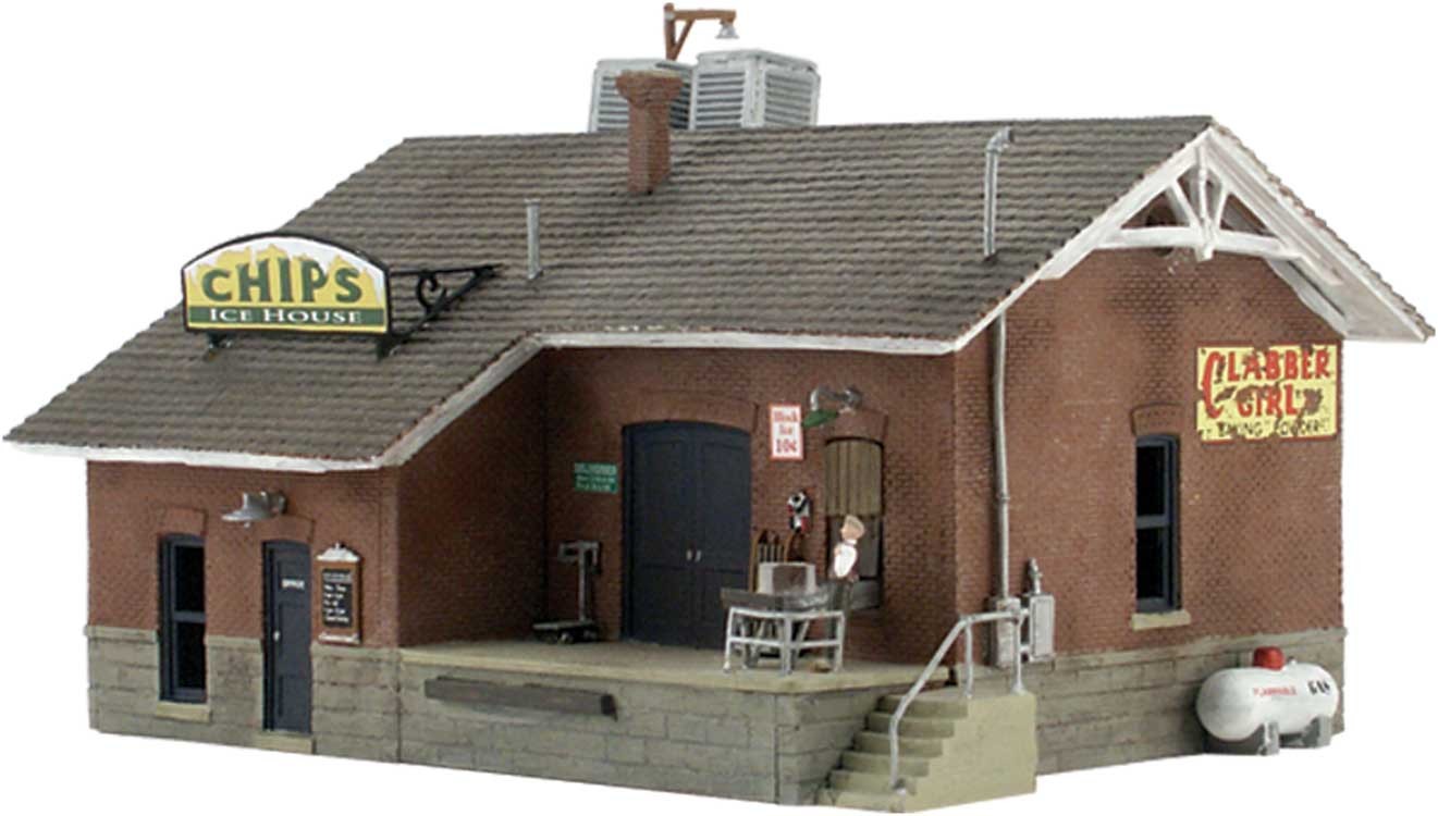 Woodland Scenics 5028 - HO Built-&-Ready Landmark Structures - Chips Ice House