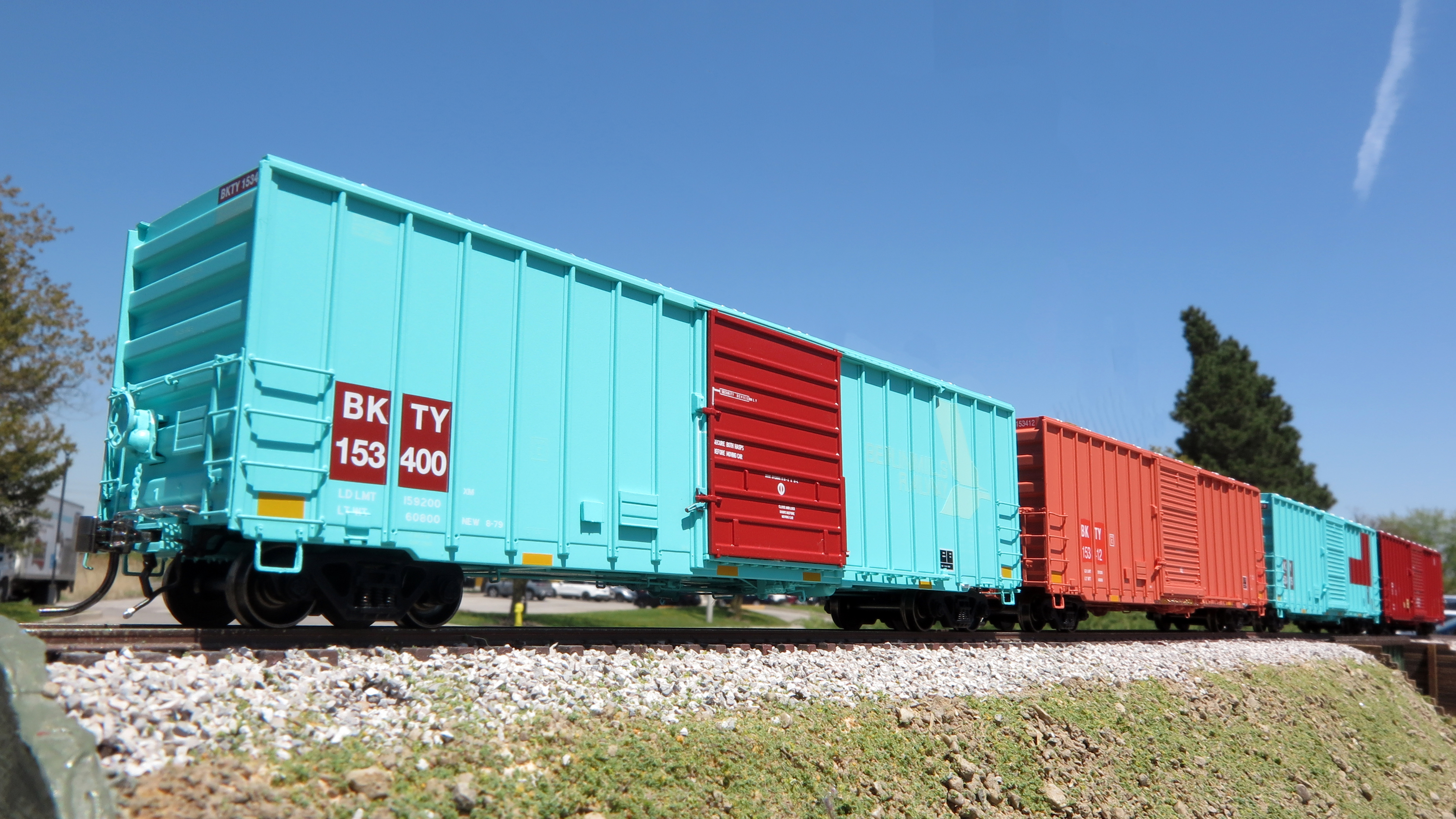 Rapido 198012-1 HO PC&F 5241 CUFT - Boxcar - EEC Patch 2 - Single Car #3139