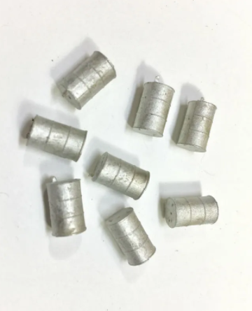 ShowCase Miniatures 2329 - HO Scale 55 Gallon Oil Drums - 8pkg