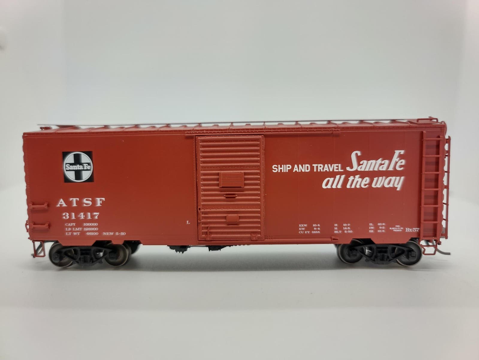 Intermountain 45432-06 - HO 40Ft PS-1 Boxcar - ATSF (Bx57 Super Chief) #31456