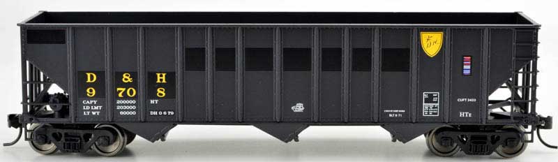 Bowser 42375 - HO RTR 100 Ton 3-Bay Open Hopper - D&H ex Reading #9708