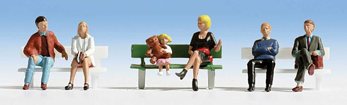Walthers SceneMaster 6057 - HO Seated People - Set #1 (7pcs)