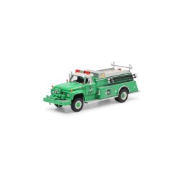 Athearn 4575 - HO Ford F-850 Fire Truck, Penguin Ginger Ale P-18