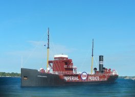 Sylvan Scale Models V-1126 - HO Imperial Oil Tanker - Unpainted Resin Kit