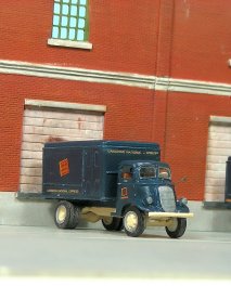 Sylvain Scale Models V-367-1 - HO 1937 Studebaker COE CNR Express Truck - Unpainted Resin Kit
