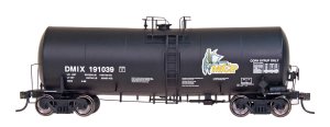 Intermountain 47802-20 - HO 19,600 Gallon Tank Car - Minnesota Corn Producers (MCP/DMIX) #191090