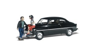 Woodland Scenics 5530 - HO AutoScenes - Spoonin-N-Croonin